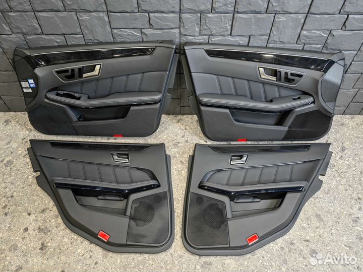 Комплект дверных карт для переделки W212