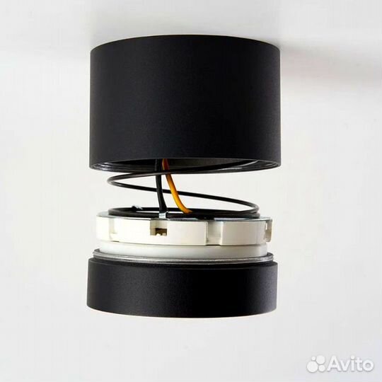 Спот черный Feron