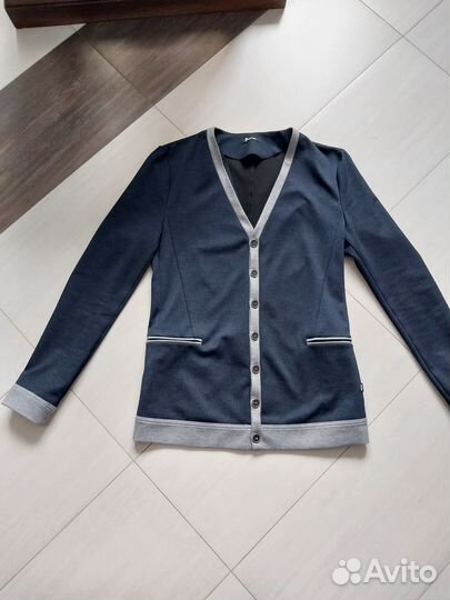 Трикотажный кардиган на мальчика 182 рост,44 разме