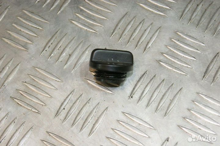 Крышка маслозаливная Yamaha YZF-R1, N501E