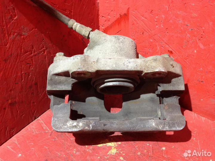 Суппорт передний левый Чери Амулет (A15) 06