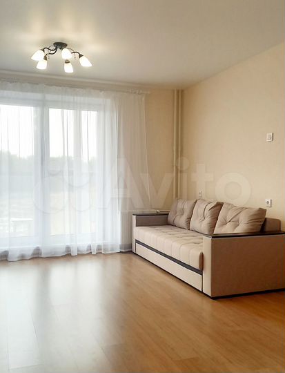 2-к. квартира, 43 м², 4/10 эт.
