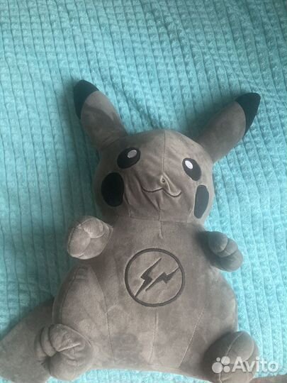 Игрушка пикачу