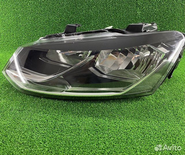 Фара левая Поло 15-20