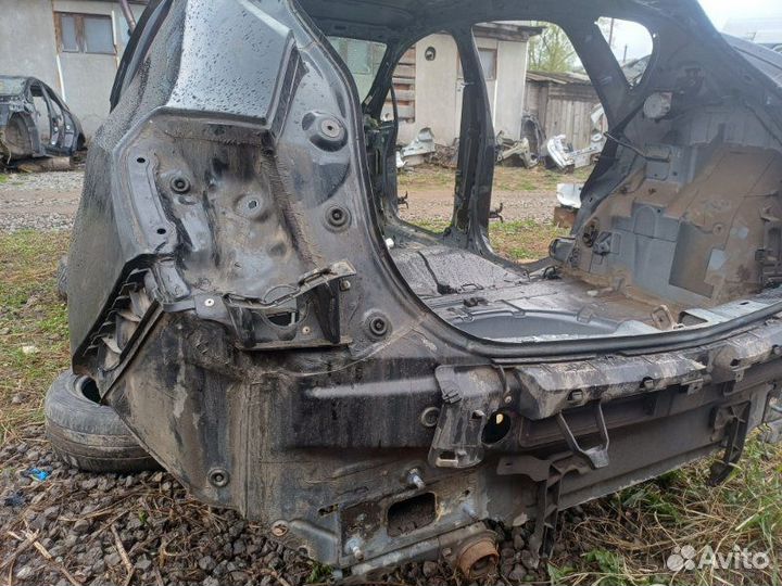 Панель кузова задний Opel Astra J хэтч 1.6 A16XER