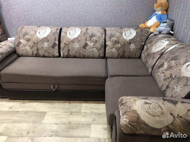 Угловой диван бу