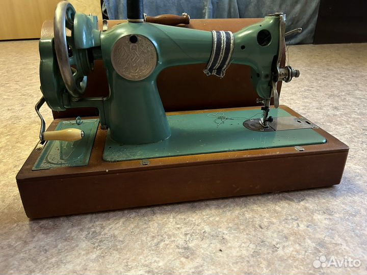 Швейная машинка пмз им Калинина