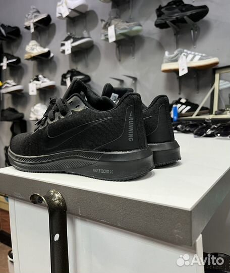 Кроссовки Nike в наличии 40-45 мужские лето