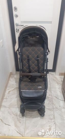 Прогулочная коляска bubago