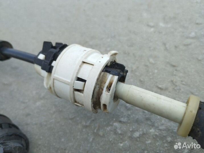 Тросы МКПП с кулисой Renault Duster K4MA606 2014