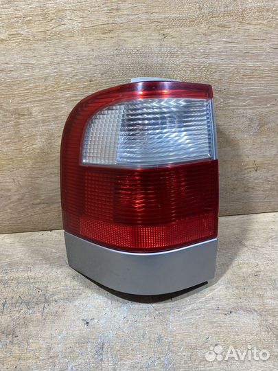 Фонарь задний левый Ford Galaxy 1 рест Арт 111336