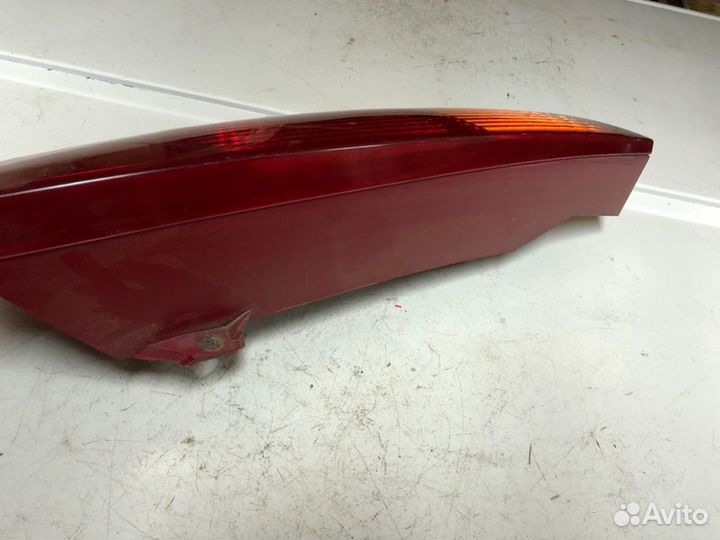 Фонарь задний задний левый Ford Focus 1 хэтчбек