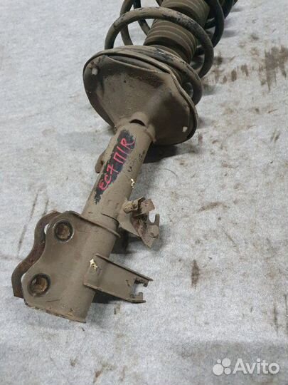 Стойка подвески передняя правая Geely Emgrand Ec7