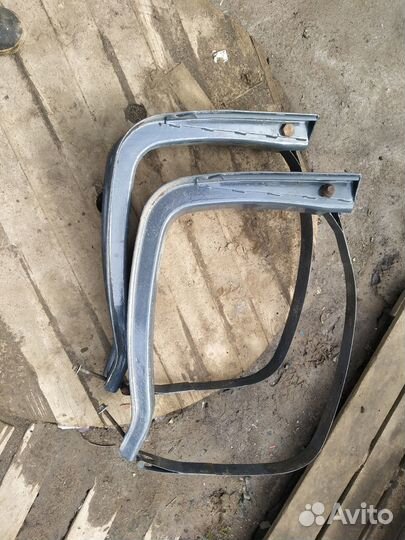 Кронштейны топливного бака