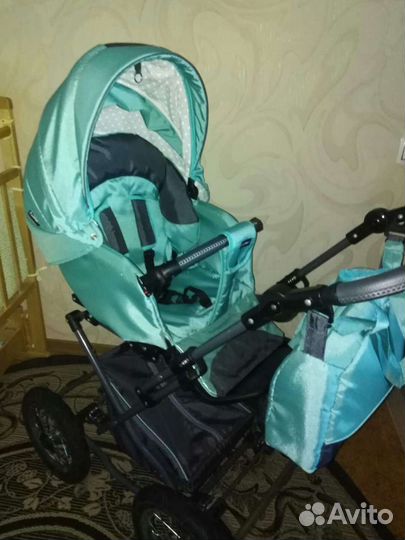 Прогулочная коляска