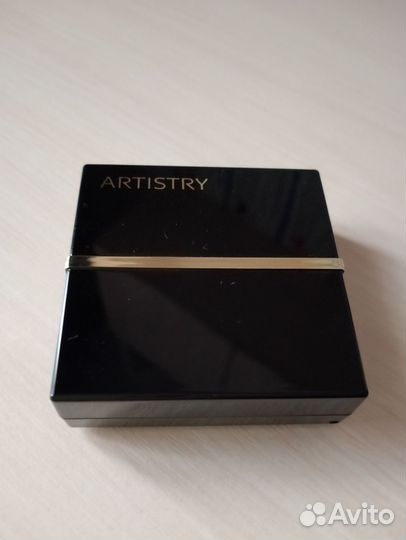 Футляр для теней Artistry