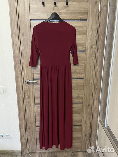 Платье вечернее