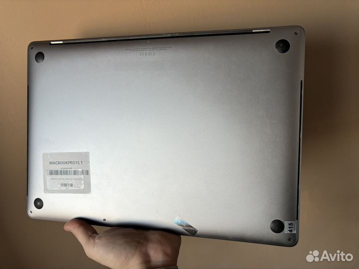 Apple MacBook Pro 15 2019 i9/32/512/1 цикл