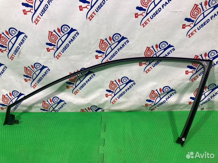 Накладка двери передняя левая Acura Rdx TB1 K23A1