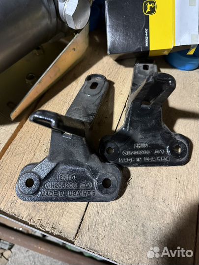 Зубец (Бич) молотильного барабана AH228817