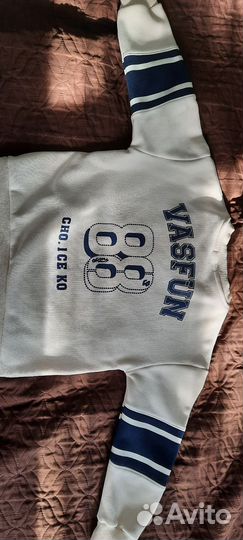 Свитшот для девочки на 10-11 лет