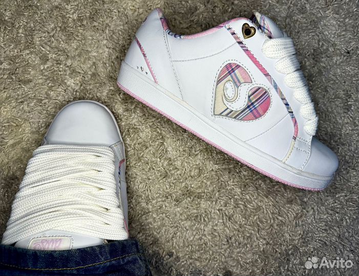 Dvs Dc shoes Adio Globe Circa Osiris Fallen Etnies