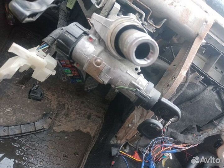 Замок зажигания Volkswagen Polo 5 2017