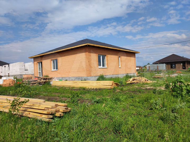 Коттедж 105 м² на участке 15 сот.