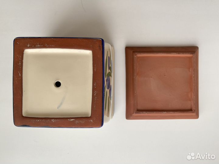 Кашпо горшок для цветов