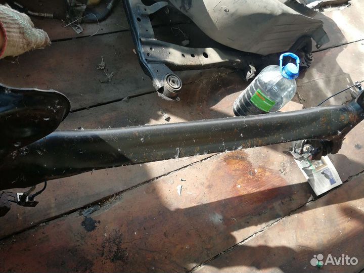 Renault Scenic megane Fluenc балка подрамник цапфа