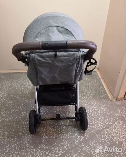 Прогулочная коляска carello bravo