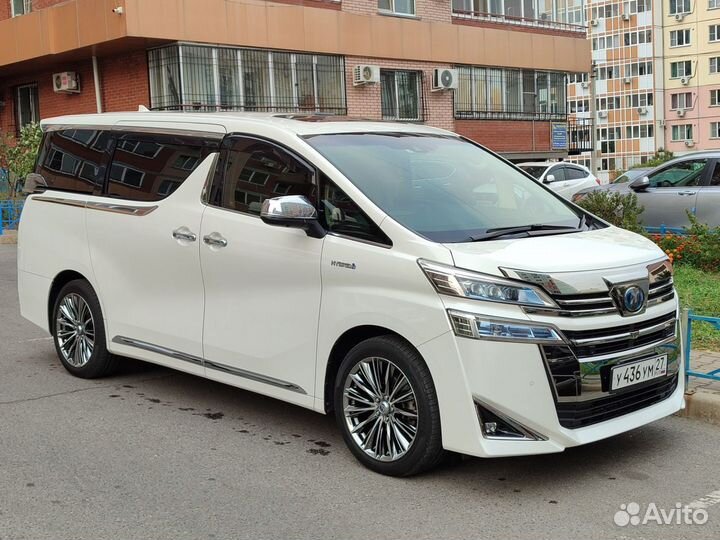 Аренда авто с водителем Toyota Alphard