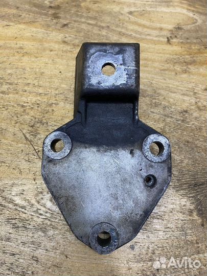 Кронштейн опоры двигателя Iran Khodro Samand