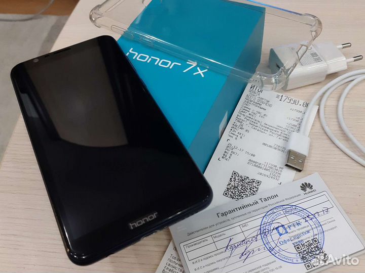 HONOR 7X, 4/64 ГБ