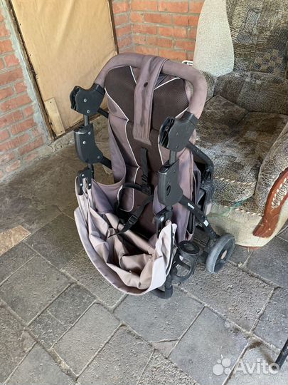 Прогулочная коляска