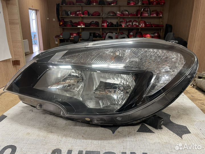 Фара левая Opel Mokka 42435927 галогеновая