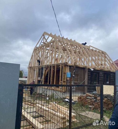 Бригада строителей