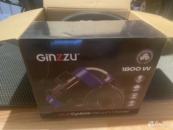 Пылесос новый 1800w