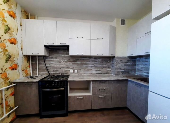 Уютная кухня на заказ в Симферополе