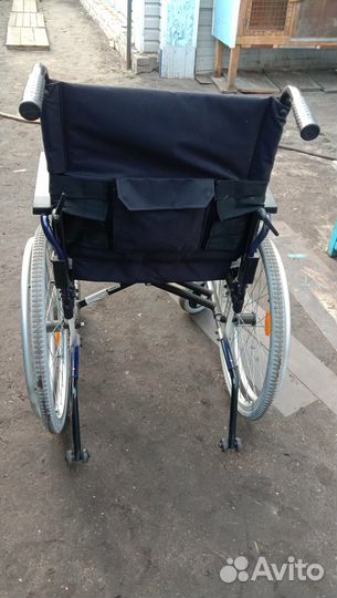 Инвалидная коляска