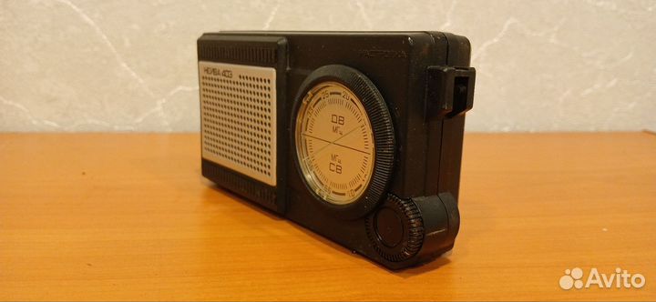 Радиоприемник СССР Нейва 403