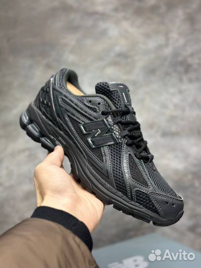 Кроссовки мужские new balance