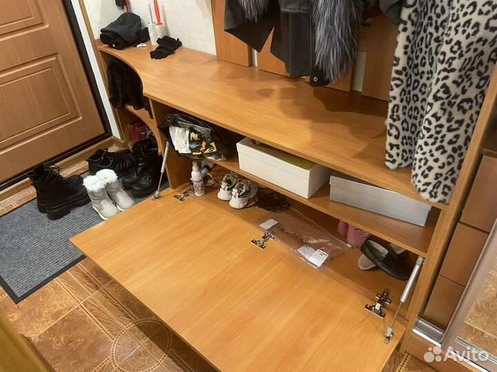 Тумба в прихожую бу