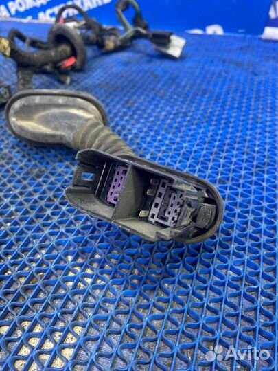 Проводка двери Ford Mondeo 4 седан seba 2011