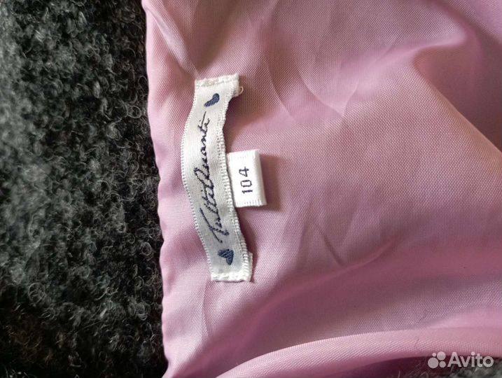 Пиджак для девочек р 104 новый