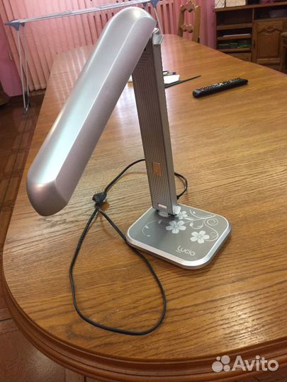 Лампа настольная