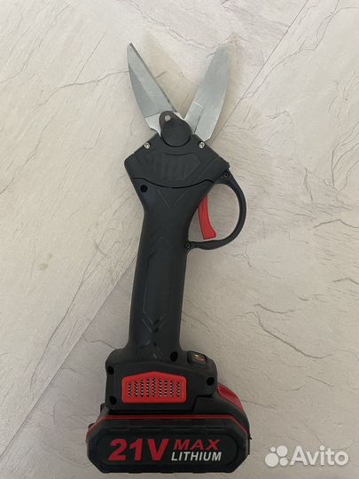 Ножницы аккумуляторные