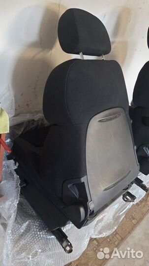 Сиденье Recaro