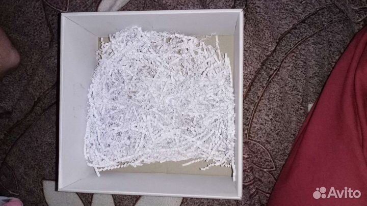 Подарочная коробка упаковка