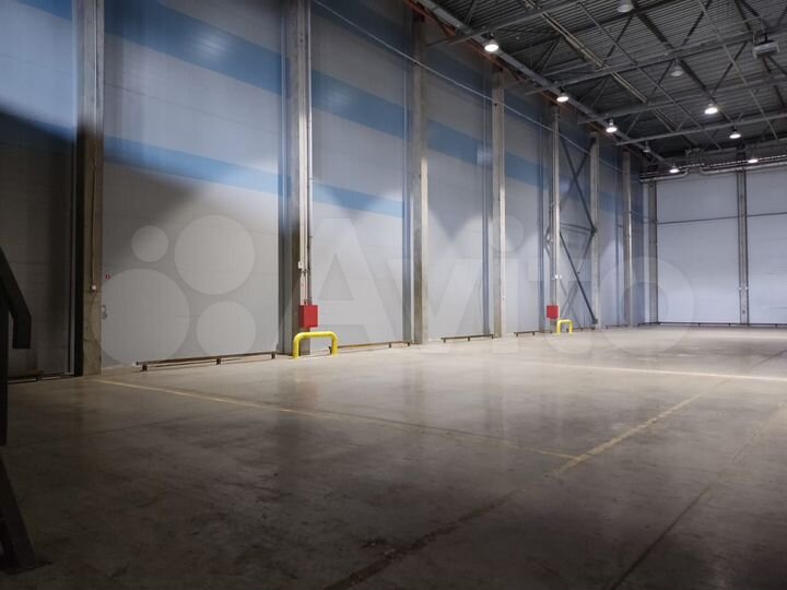 Производство, склад 2750-6400 м² доки, заезд